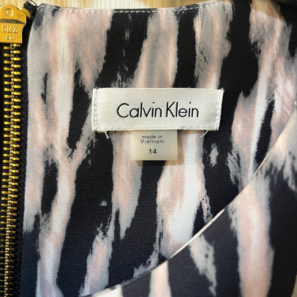 Calvin Klein Black and White Animal-Print Sheath Dress - Picture 3 of 6